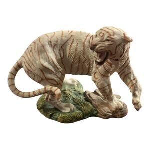 Franklin Mint White Bengal Tiger Sculpture Great Cats of the World 1989 Figurine